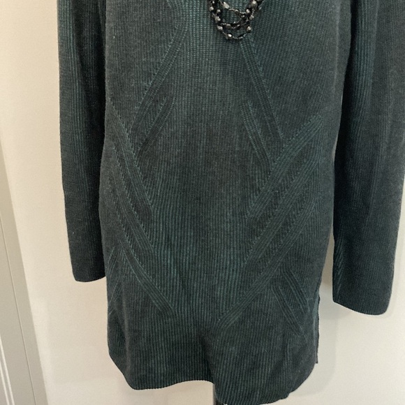 Melanie Lyne Green V-neck Sweater XL - Picture 6 of 17